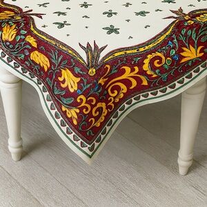 Vintage 2000 French Provençal Cotton Floral Patterned Tablecloth #1125259